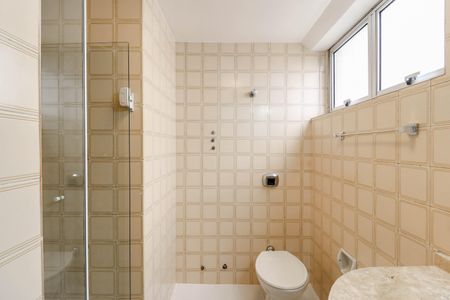 Apartamento à venda com 85m², 2 quartos e 1 vaga Apartamento à venda com 85m², 2 quartos e 1 vagaBanheiro da Suíte 2