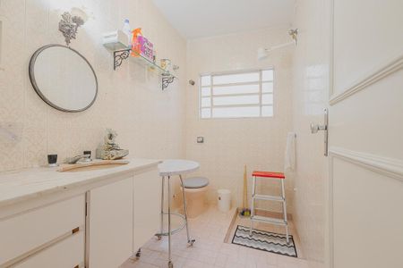 Casa à venda com 158m², 3 quartos e 2 vagasBanheiro