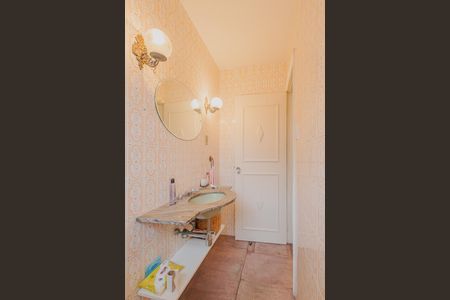 Casa à venda com 158m², 3 quartos e 2 vagasLavabo