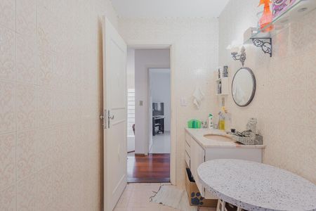 Casa à venda com 158m², 3 quartos e 2 vagasBanheiro