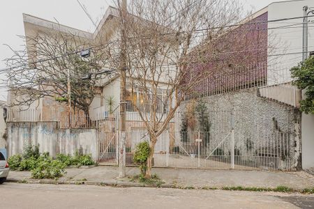 Casa à venda com 158m², 3 quartos e 2 vagasFachada