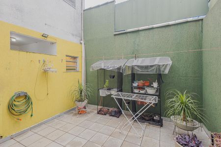 Casa à venda com 158m², 3 quartos e 2 vagasQuintal