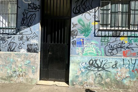 Studio à venda com 27m², 1 quarto e sem vaga Studio à venda com 27m², 1 quarto e sem vagaPlaquinha instalada