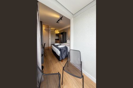 Kitnet/Studio para alugar com 1 quarto, 27m² em Jardim das Acacias, São Paulo