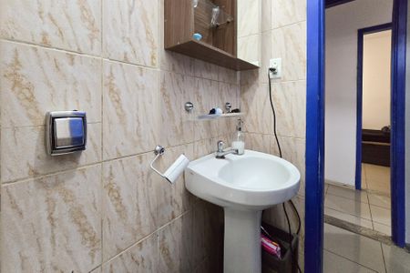 Casa à venda com 165m², 3 quartos e 1 vagaBanheiro da Suíte 2