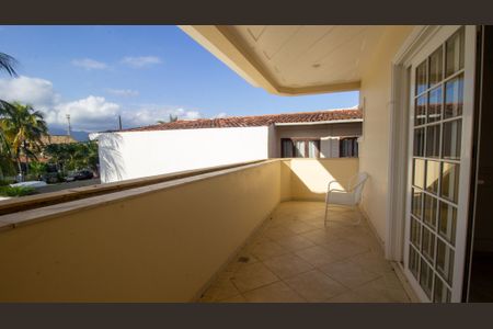 Varanda de casa de condomínio à venda com 4 quartos, 600m² em Recreio dos Bandeirantes, Rio de Janeiro