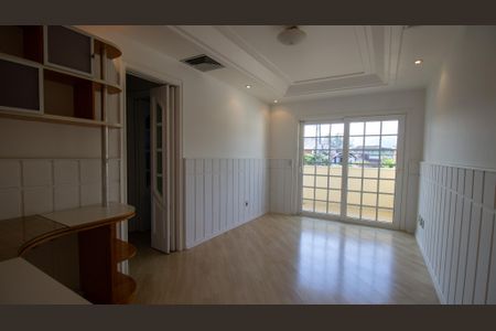 Casa de condomínio à venda com 600m², 4 quartos e 4 vagas Casa de condomínio à venda com 600m², 4 quartos e 4 vagasSuíte 2