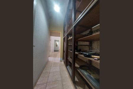 Casa à venda com 314m², 4 quartos e 4 vagas Casa à venda com 314m², 4 quartos e 4 vagasFoto 16