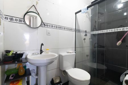 Banheiro de apartamento à venda com 1 quarto, 37m² em Partenon, Porto Alegre