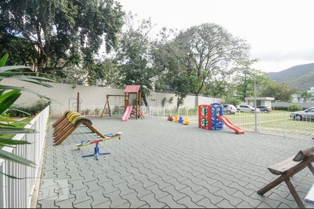 Apartamento à venda com 62m², 2 quartos e 1 vaga Apartamento à venda com 62m², 2 quartos e 1 vagaÁrea comum - Playground