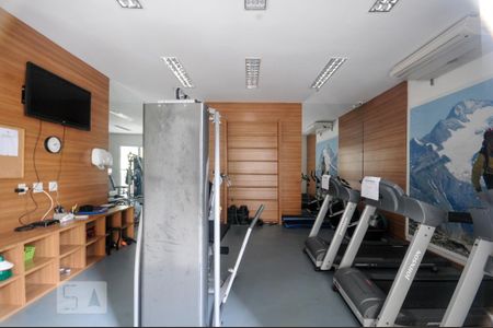 Apartamento à venda com 62m², 2 quartos e 1 vaga Apartamento à venda com 62m², 2 quartos e 1 vagaÁrea comum - Academia