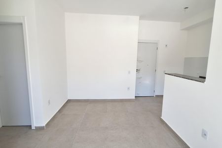 Sala de apartamento para alugar com 2 quartos, 48m² em Figueira, Duque de Caxias