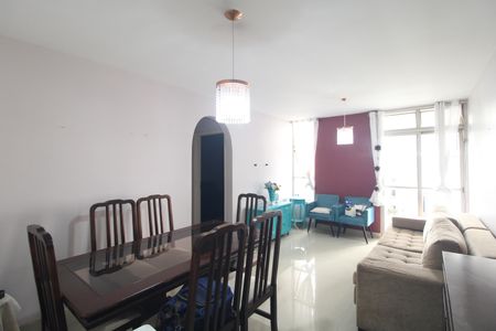 Apartamento para alugar com 80m², 3 quartos e 1 vagaSala