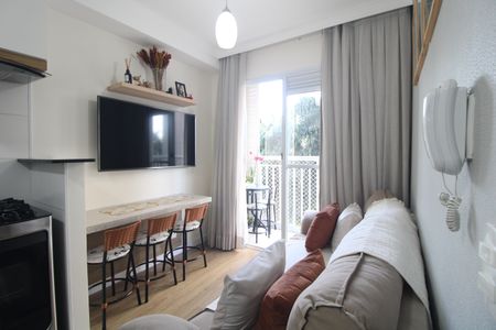 Sala/Cozinha de apartamento à venda com 1 quarto, 28m² em Jardim Prudência, São Paulo