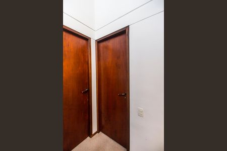 Casa de condomínio à venda com 176m², 3 quartos e 2 vagas Casa de condomínio à venda com 176m², 3 quartos e 2 vagasQuarto 1