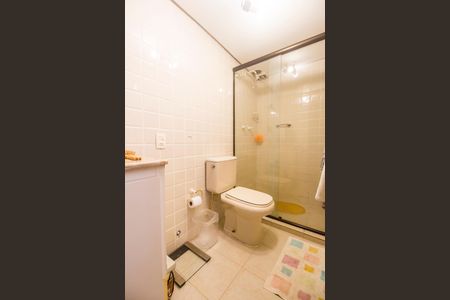 Casa de condomínio à venda com 176m², 3 quartos e 2 vagas Casa de condomínio à venda com 176m², 3 quartos e 2 vagasBanheiro