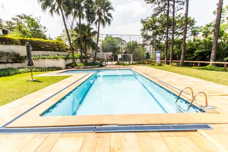 Casa de condomínio à venda com 176m², 3 quartos e 2 vagas Casa de condomínio à venda com 176m², 3 quartos e 2 vagasPiscina