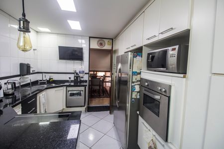 Casa de condomínio à venda com 176m², 3 quartos e 2 vagas Casa de condomínio à venda com 176m², 3 quartos e 2 vagasCozinha