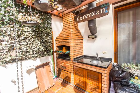 Casa de condomínio à venda com 176m², 3 quartos e 2 vagas Casa de condomínio à venda com 176m², 3 quartos e 2 vagasÁrea Externa