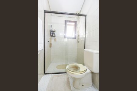 Casa de condomínio à venda com 176m², 3 quartos e 2 vagas Casa de condomínio à venda com 176m², 3 quartos e 2 vagasBanheiro da Suíte