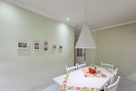 Casa à venda com 282m², 3 quartos e 5 vagas Casa à venda com 282m², 3 quartos e 5 vagasCopa