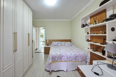 Casa à venda com 282m², 3 quartos e 5 vagas Casa à venda com 282m², 3 quartos e 5 vagasQuarto 1