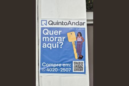 Casa à venda com 282m², 3 quartos e 5 vagas Casa à venda com 282m², 3 quartos e 5 vagasPlaca