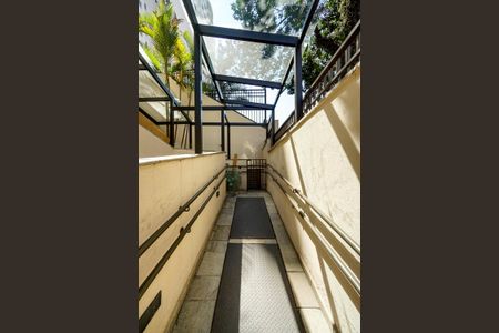 Apartamento à venda com 61m², 3 quartos e 1 vaga Apartamento à venda com 61m², 3 quartos e 1 vagaRampa de acesso