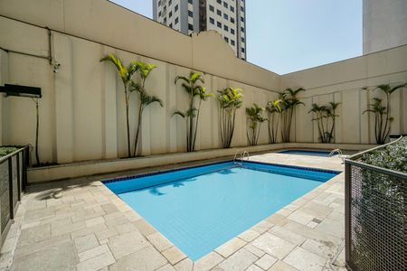 Apartamento à venda com 61m², 3 quartos e 1 vaga Apartamento à venda com 61m², 3 quartos e 1 vagaPiscina