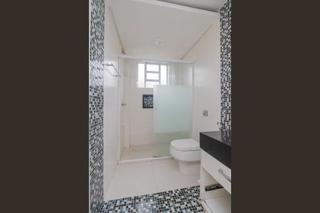 Apartamento à venda com 68m², 2 quartos e 1 vaga Apartamento à venda com 68m², 2 quartos e 1 vagaBanheiro