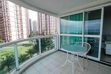Apartamento à venda com 48m², 1 quarto e 1 vagaVaranda
