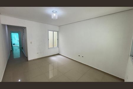 Casa à venda com 117m², 3 quartos e 2 vagasSala