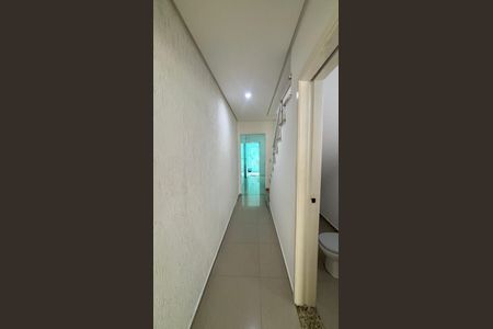 Casa para alugar com 117m², 3 quartos e 2 vagas Casa para alugar com 117m², 3 quartos e 2 vagasCorredor