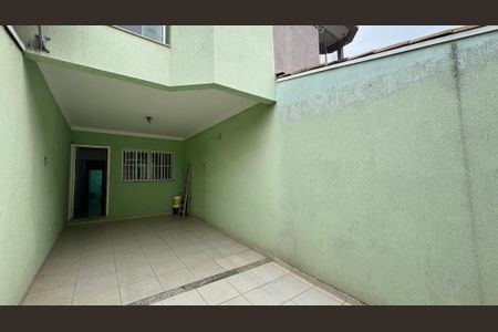 Casa para alugar com 117m², 3 quartos e 2 vagas Casa para alugar com 117m², 3 quartos e 2 vagasGaragem