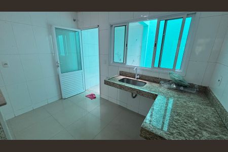 Casa para alugar com 117m², 3 quartos e 2 vagas Casa para alugar com 117m², 3 quartos e 2 vagasCozinha