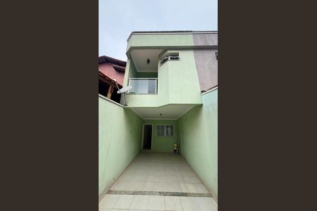 Casa para alugar com 117m², 3 quartos e 2 vagas Casa para alugar com 117m², 3 quartos e 2 vagasGaragem