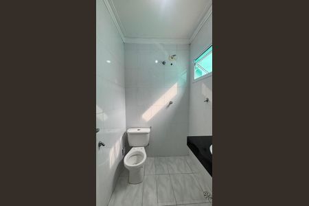 Casa para alugar com 117m², 3 quartos e 2 vagas Casa para alugar com 117m², 3 quartos e 2 vagasBanheiro da Suíte 2