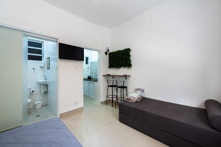Sala e quarto de kitnet/studio para alugar com 1 quarto, 30m² em Embaré, Santos
