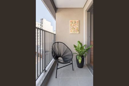 Apartamento à venda com 23m², 1 quarto e sem vaga Apartamento à venda com 23m², 1 quarto e sem vagaVaranda