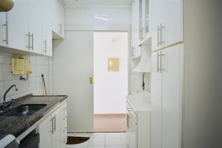 Apartamento à venda com 96m², 3 quartos e 2 vagas Apartamento à venda com 96m², 3 quartos e 2 vagasCozinha