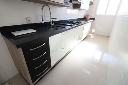 Apartamento para alugar com 55m², 2 quartos e 1 vagaCozinha e Área de Serviço