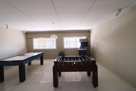 Apartamento para alugar com 55m², 2 quartos e 1 vagaÁrea comum - Sala de jogos