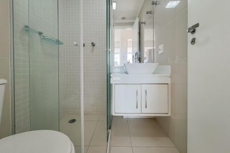 Apartamento para alugar com 69m², 2 quartos e 2 vagas Apartamento para alugar com 69m², 2 quartos e 2 vagasBanheiro Social