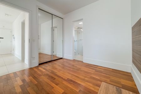 Apartamento para alugar com 69m², 2 quartos e 2 vagas Apartamento para alugar com 69m², 2 quartos e 2 vagasSuíte
