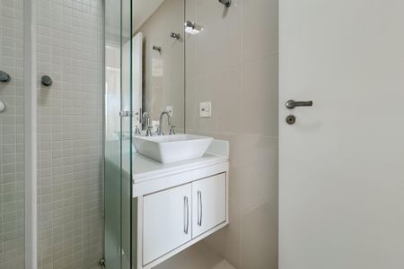 Apartamento para alugar com 69m², 2 quartos e 2 vagas Apartamento para alugar com 69m², 2 quartos e 2 vagasBanheiro Social