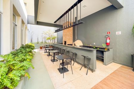Apartamento para alugar com 69m², 2 quartos e 2 vagas Apartamento para alugar com 69m², 2 quartos e 2 vagasÁrea comum - Churrasqueira