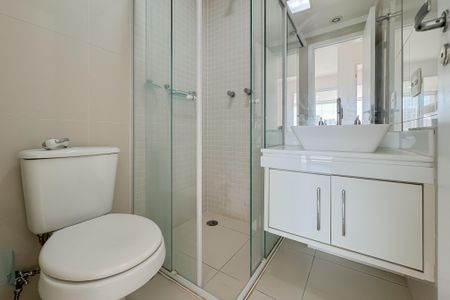 Apartamento para alugar com 69m², 2 quartos e 2 vagas Apartamento para alugar com 69m², 2 quartos e 2 vagasBanheiro Social