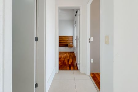 Apartamento para alugar com 69m², 2 quartos e 2 vagas Apartamento para alugar com 69m², 2 quartos e 2 vagasCorredor