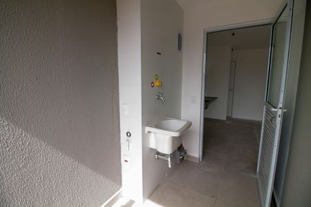 Apartamento à venda com 63m², 2 quartos e 1 vaga Apartamento à venda com 63m², 2 quartos e 1 vagaÁrea de Serviço