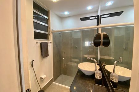 Apartamento à venda com 46m², 1 quarto e 1 vaga Apartamento à venda com 46m², 1 quarto e 1 vagaBanheiro
